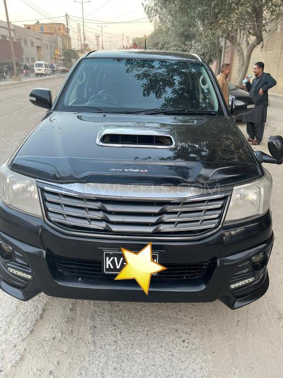 Toyota Hilux 2014 for Sale in Karachi Image-1