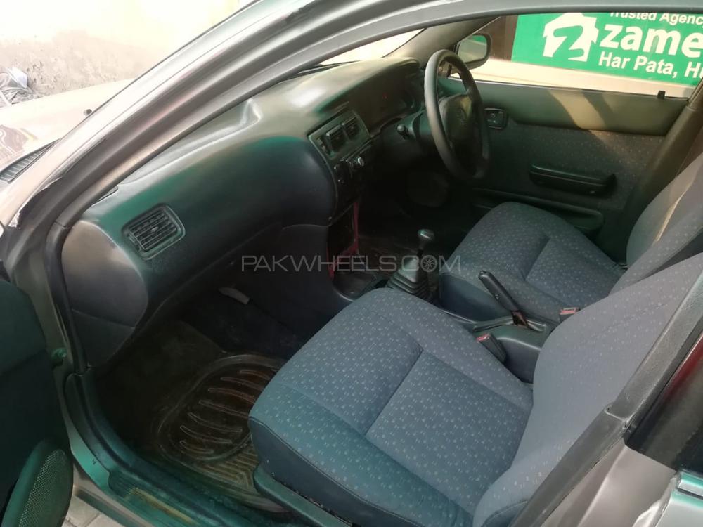 ٹویوٹا کرولا 2001 for Sale in سرگودھا ٹویوٹا کرولا 2001 for Sale in سرگودھا Image-2