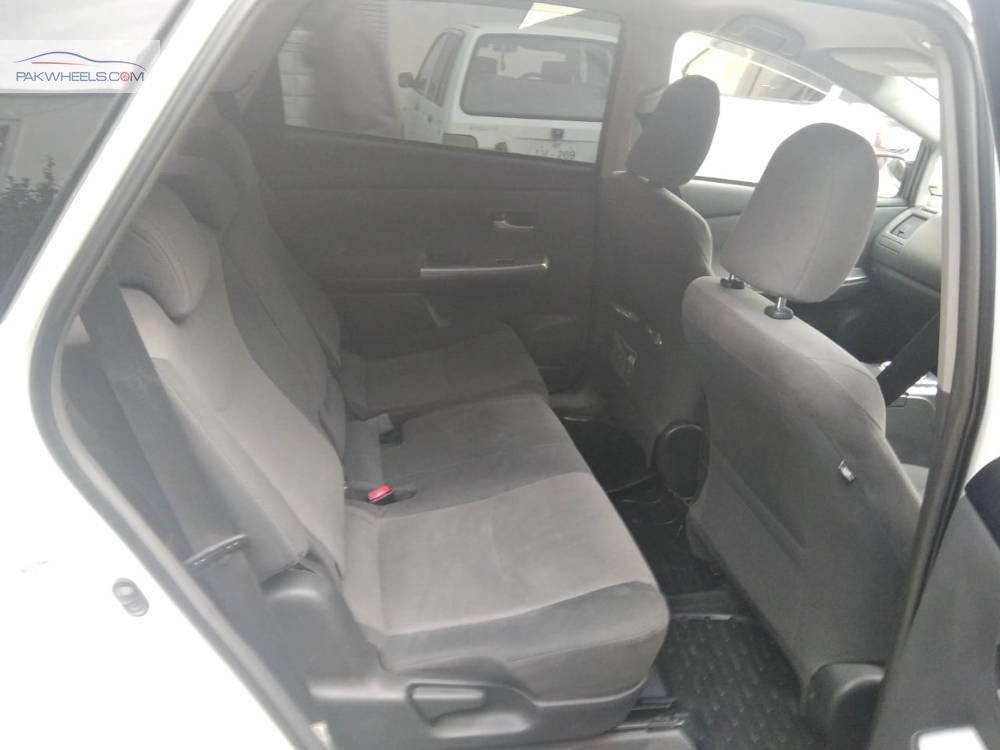 Toyota Prius Alpha 2013 for Sale in Islamabad Toyota Prius Alpha 2013 for Sale in Islamabad Image-14