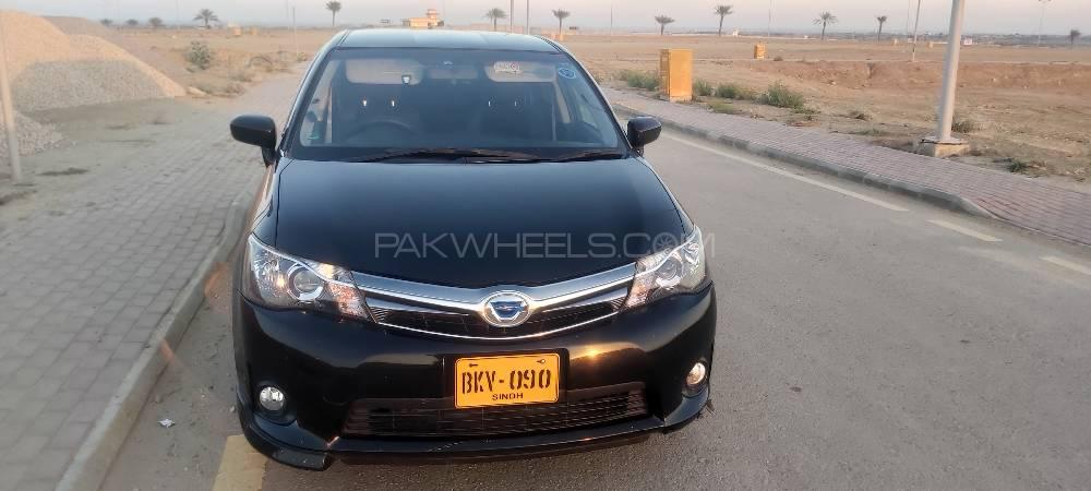 Toyota Corolla Fielder 2014 for Sale in Karachi Image-1
