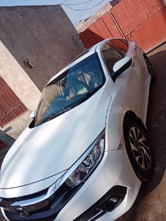 Honda Civic 2018 for Sale in Mandi bahauddin Honda Civic 2018 for Sale in Mandi bahauddin Image-3