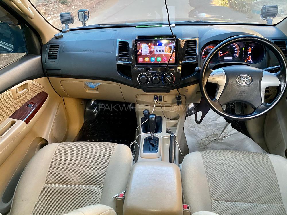 ٹویوٹا ہائیلکس 2016 for Sale in کراچی ٹویوٹا ہائیلکس 2016 for Sale in کراچی Image-6