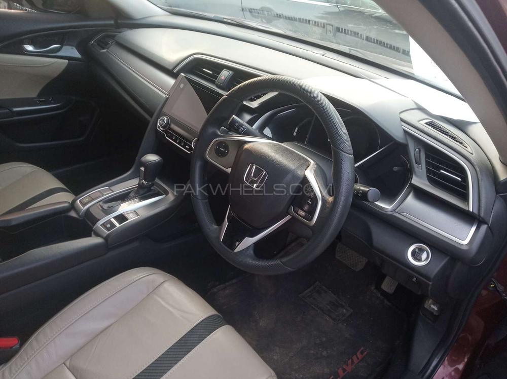 Honda Civic 2018 for Sale in Gujranwala Honda Civic 2018 for Sale in Gujranwala Image-3