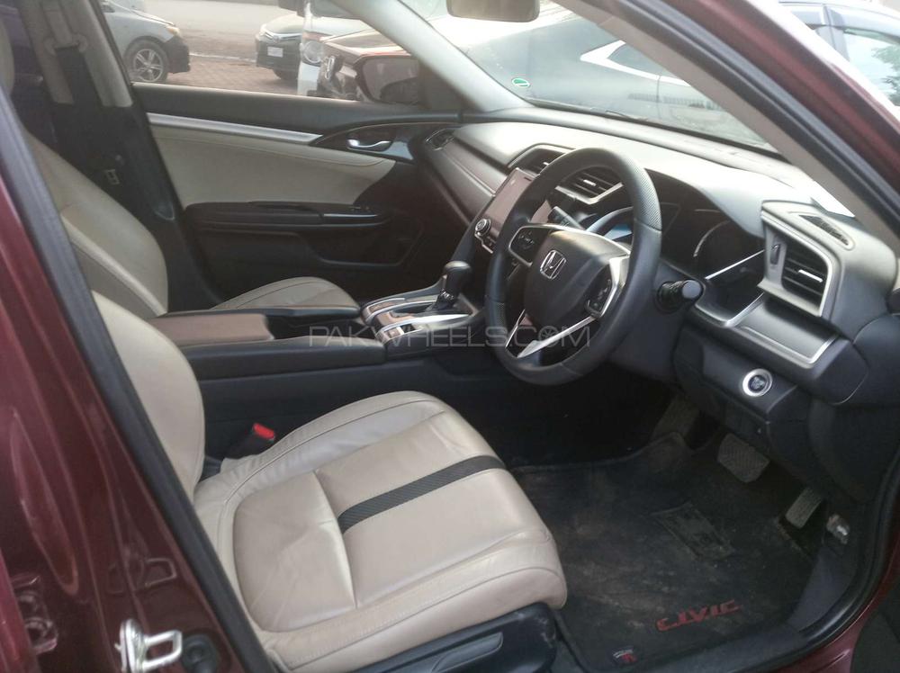 Honda Civic 2018 for Sale in Gujranwala Honda Civic 2018 for Sale in Gujranwala Image-8