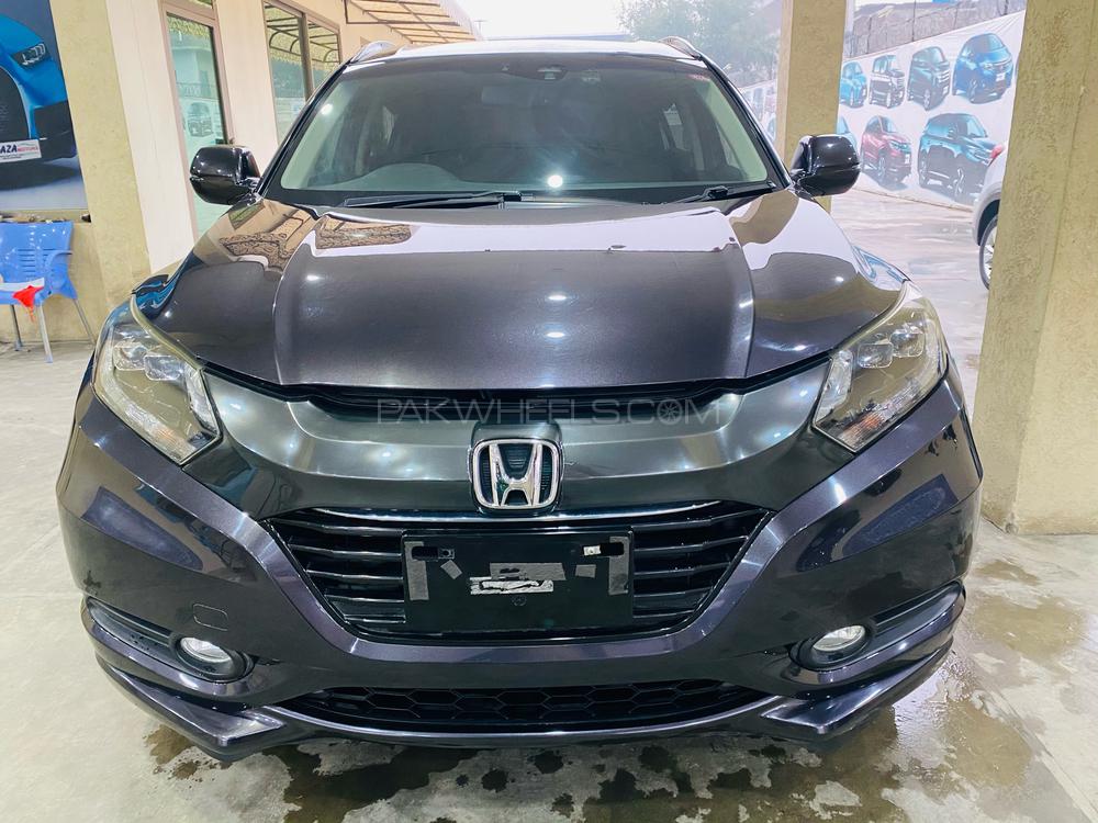 Honda Vezel 2015 for Sale in Gujranwala Image-1