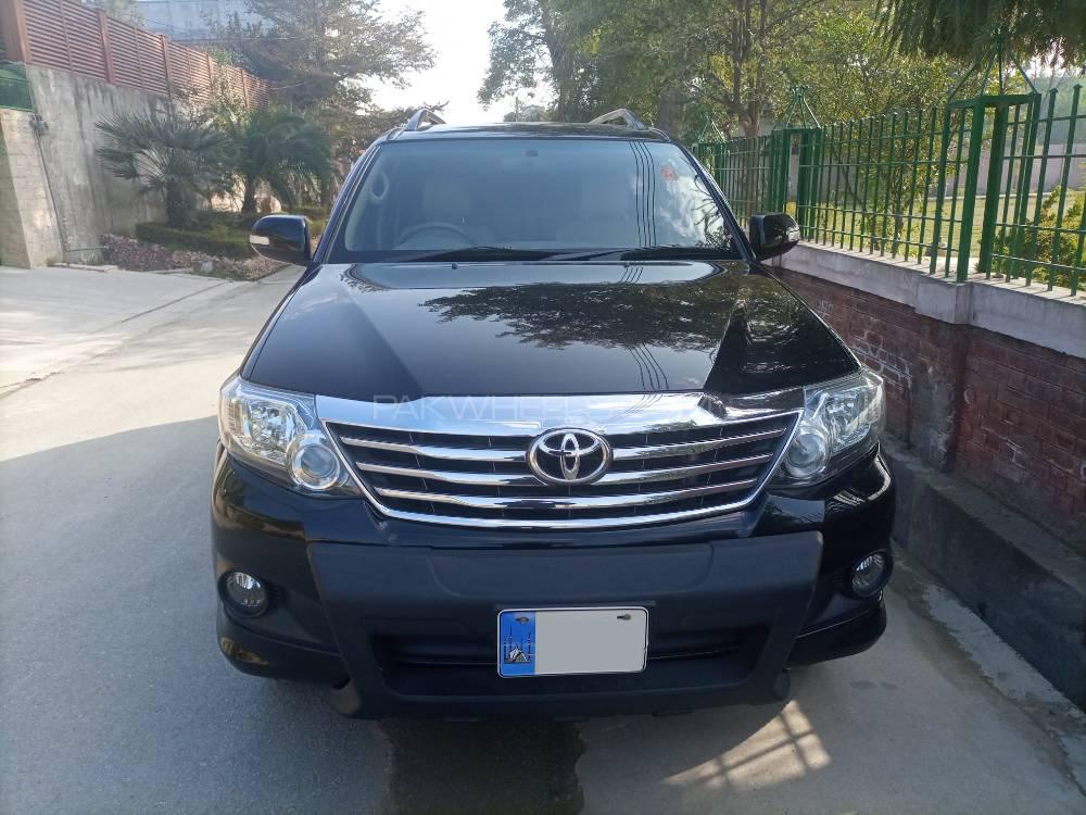 Toyota Fortuner 2014 for Sale in Mardan Toyota Fortuner 2014 for Sale in Mardan Image-2