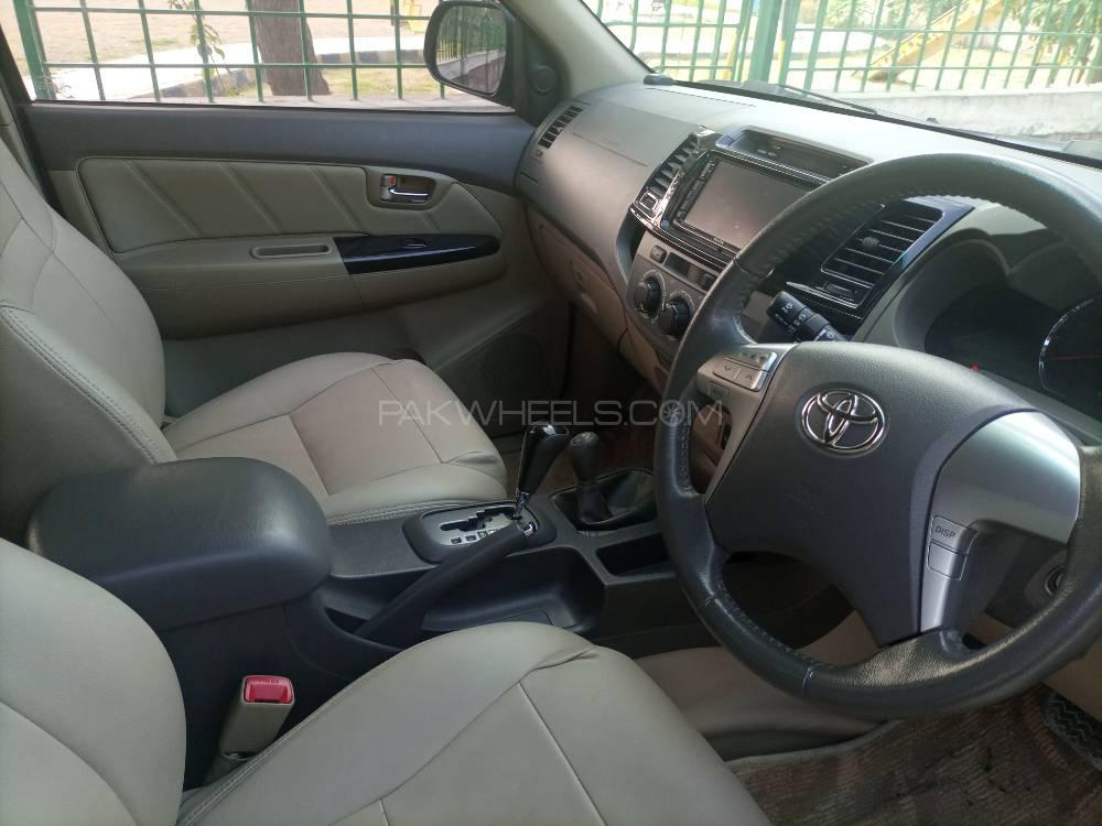 Toyota Fortuner 2014 for Sale in Mardan Toyota Fortuner 2014 for Sale in Mardan Image-5