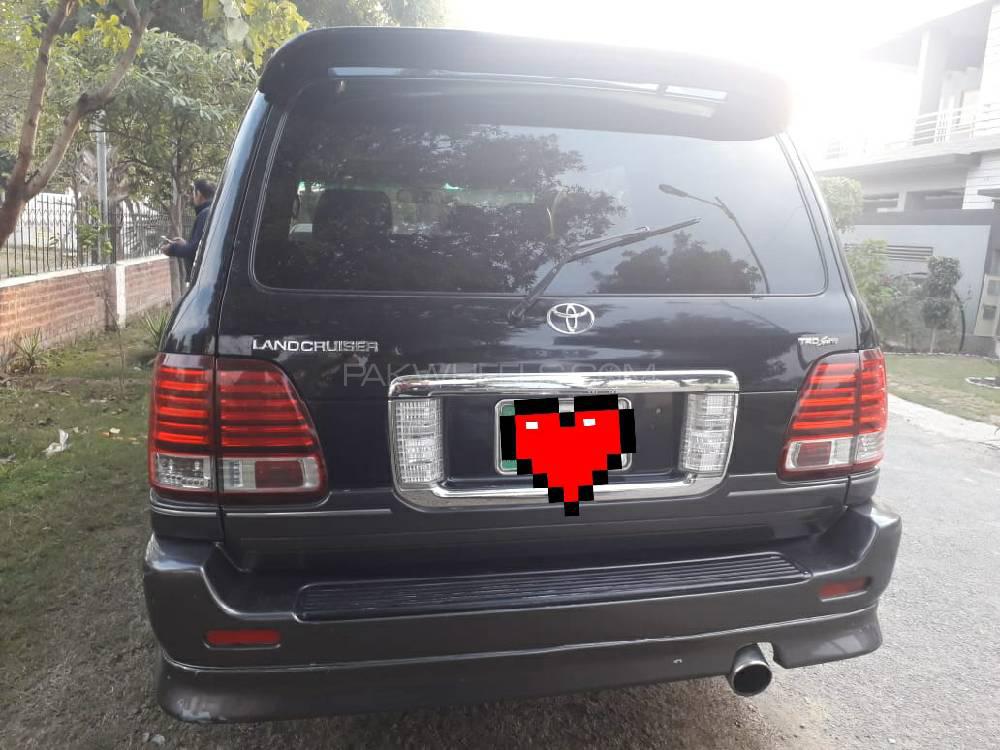 Toyota Land Cruiser 2005 for Sale in Lahore Toyota Land Cruiser 2005 for Sale in Lahore Image-2