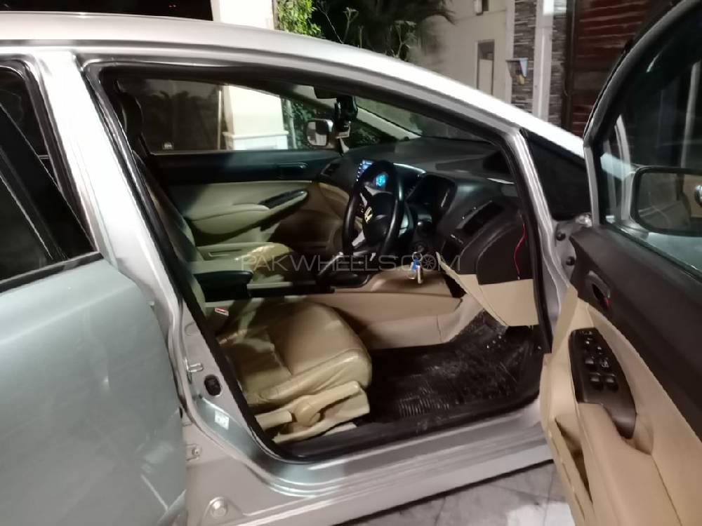 Honda Civic 2011 for Sale in Faisalabad Image-1