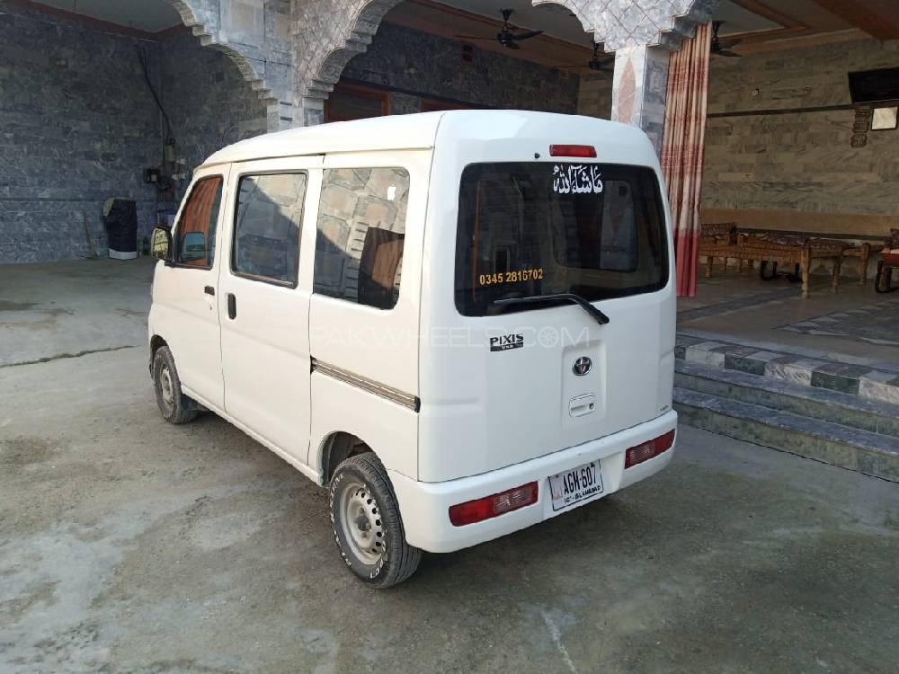 Toyota Pixis Van 2014 for Sale in Swabi Image-1