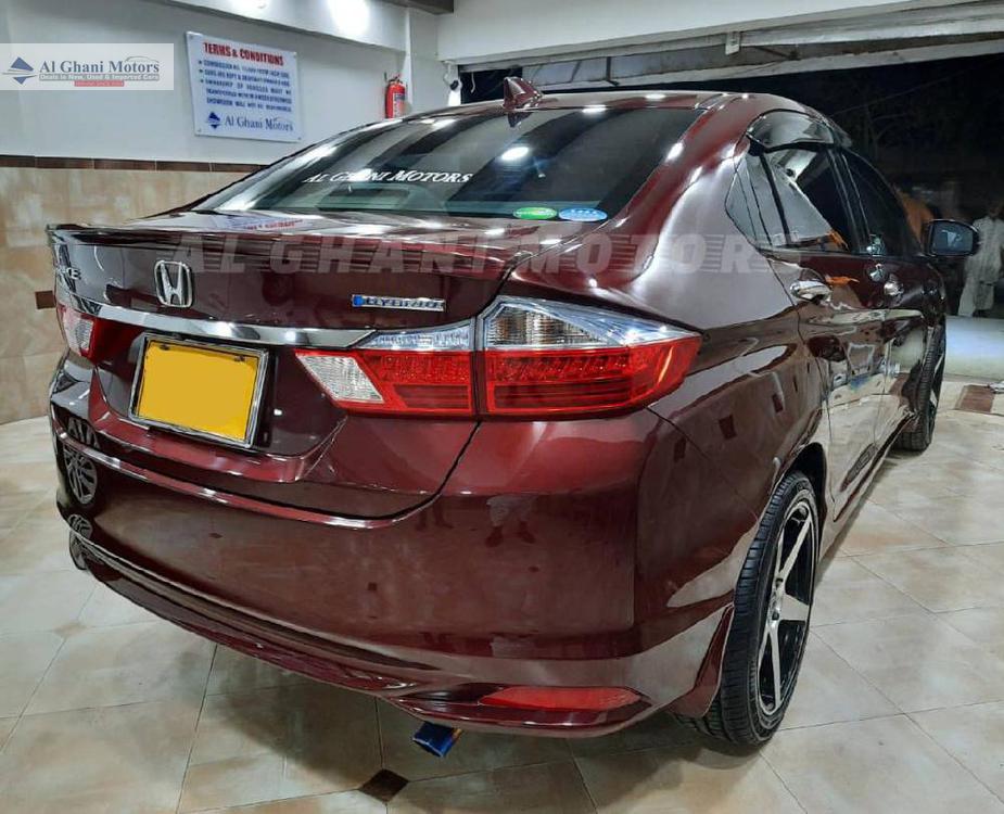 ہونڈا گریس ہائبرڈ 2014 for Sale in کراچی ہونڈا گریس ہائبرڈ 2014 for Sale in کراچی Image-6