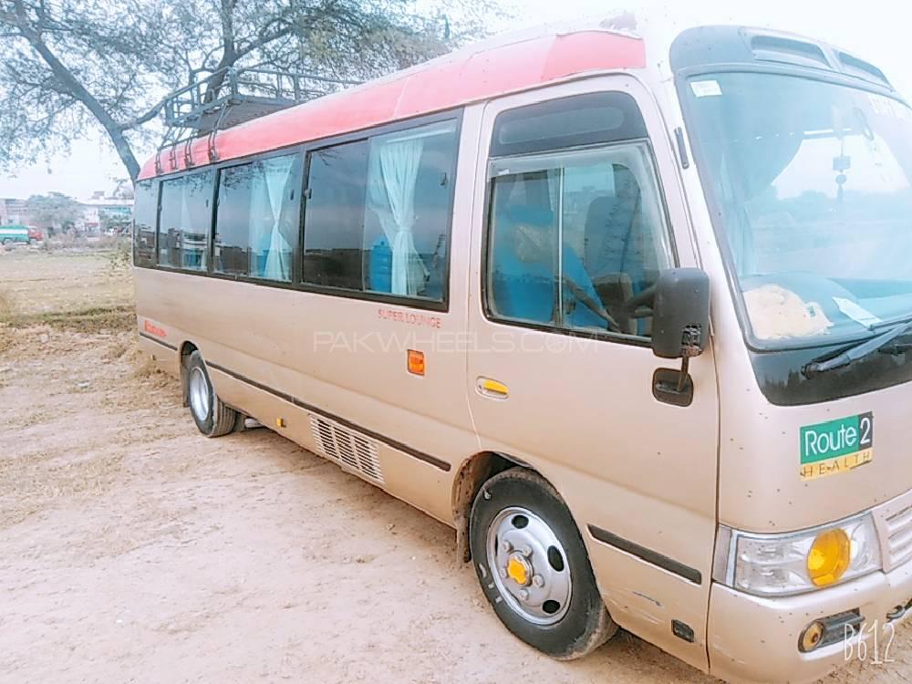 Toyota Coaster 1995 for Sale in Lahore Image-1
