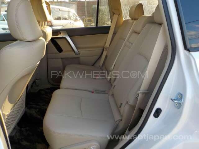 Toyota Prado 2017 for Sale in Lahore Toyota Prado 2017 for Sale in Lahore Image-11