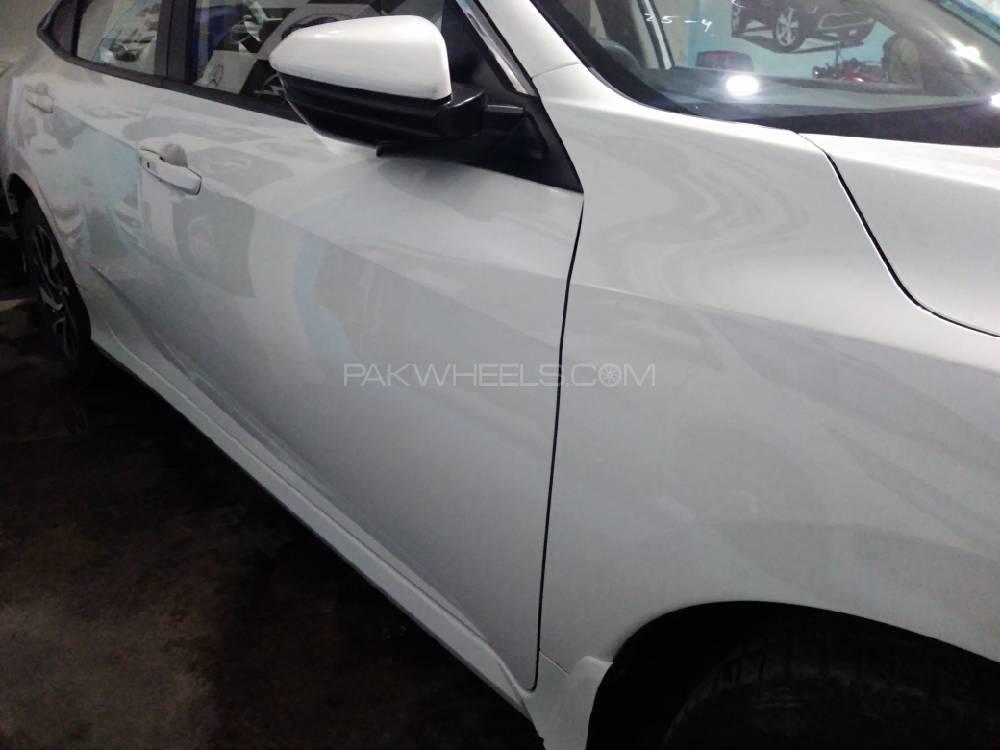 Honda Civic 2018 for Sale in Lahore Honda Civic 2018 for Sale in Lahore Image-15