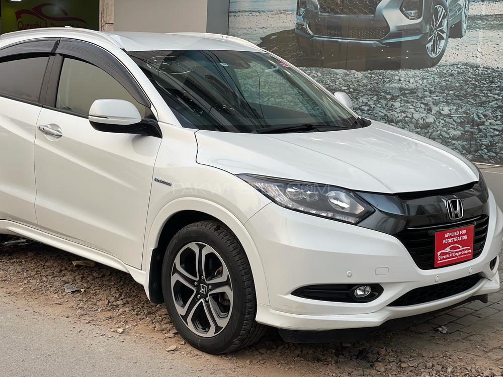 Honda Vezel 2015 for Sale in Lahore Honda Vezel 2015 for Sale in Lahore Image-3