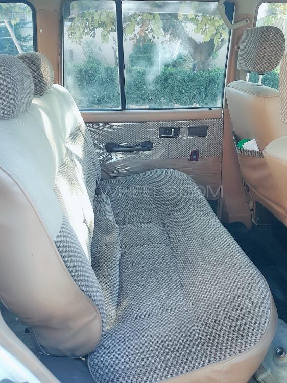 Mitsubishi Pajero 1988 for Sale in Mansehra Mitsubishi Pajero 1988 for Sale in Mansehra Image-15