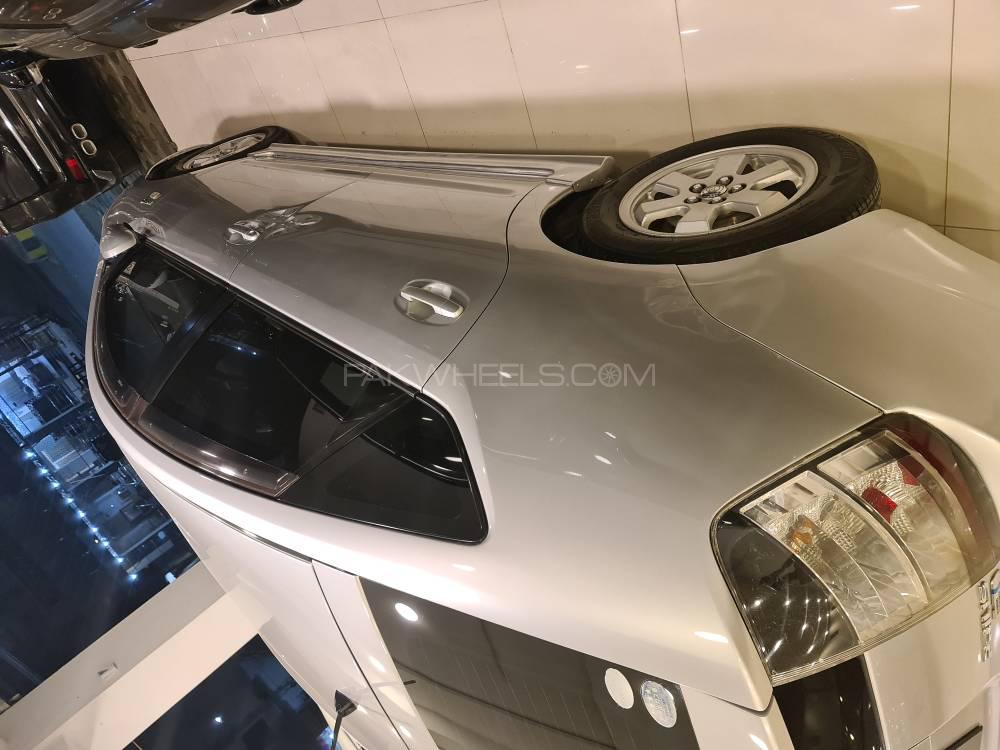 Toyota Prius 2010 for Sale in Rawalpindi Toyota Prius 2010 for Sale in Rawalpindi Image-4