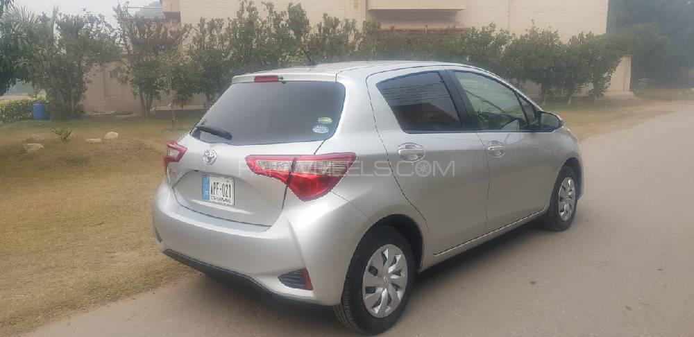 Toyota Vitz 2017 for Sale in Multan Image-1