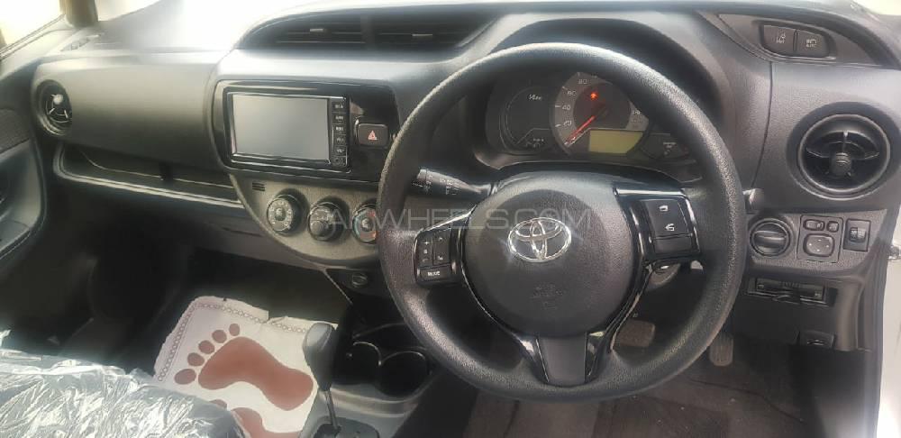 Toyota Vitz 2017 for Sale in Multan Toyota Vitz 2017 for Sale in Multan Image-4
