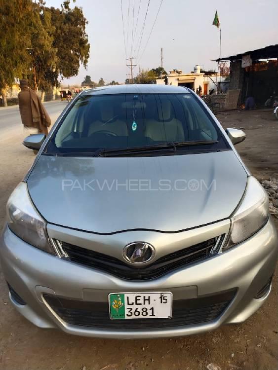 Toyota Vitz 2011 for Sale in Nowshera Toyota Vitz 2011 for Sale in Nowshera Image-3