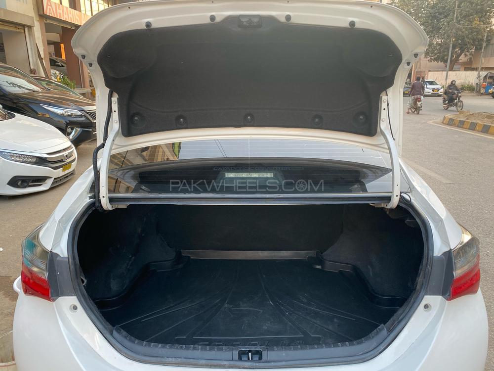 Toyota Corolla 2018 for Sale in Karachi Toyota Corolla 2018 for Sale in Karachi Image-18