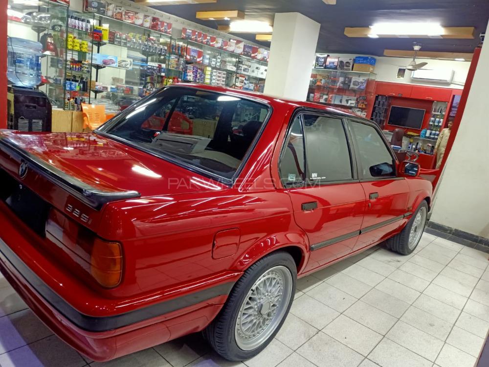 BMW 3 Series - 1989  BMW 3 Series - 1989  Image-4