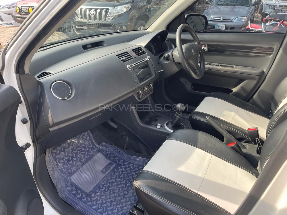 Suzuki Swift 2018 for Sale in Islamabad Suzuki Swift 2018 for Sale in Islamabad Image-4