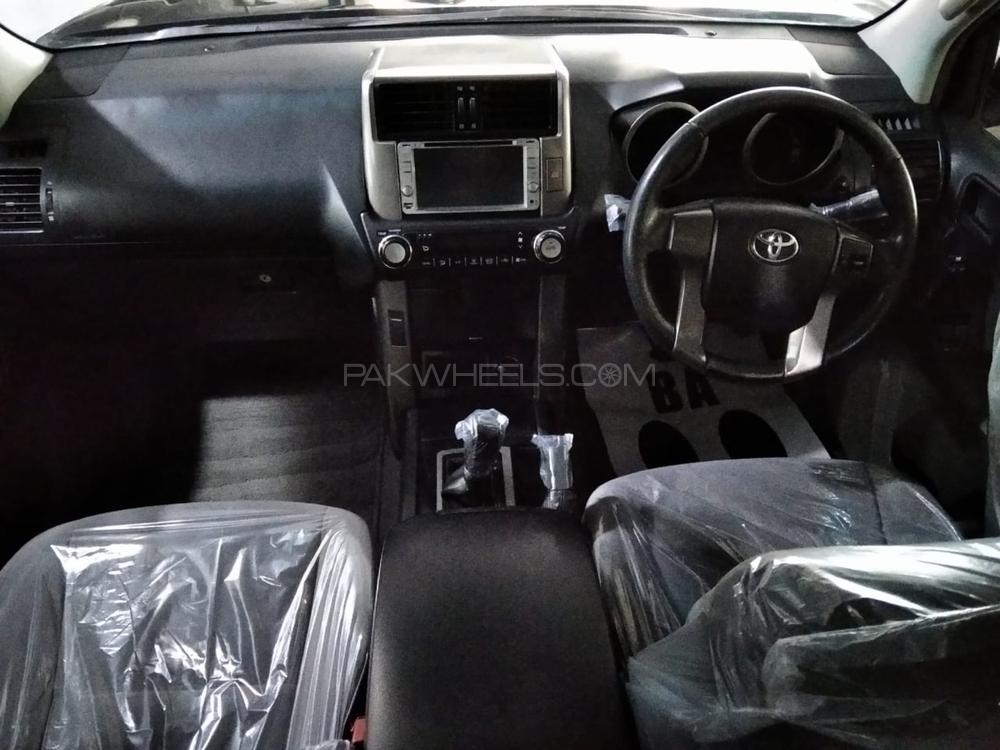 Toyota Prado 2011 for Sale in Karachi Toyota Prado 2011 for Sale in Karachi Image-7
