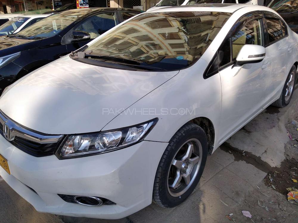 Honda Civic 2014 for Sale in Hyderabad Honda Civic 2014 for Sale in Hyderabad Image-2