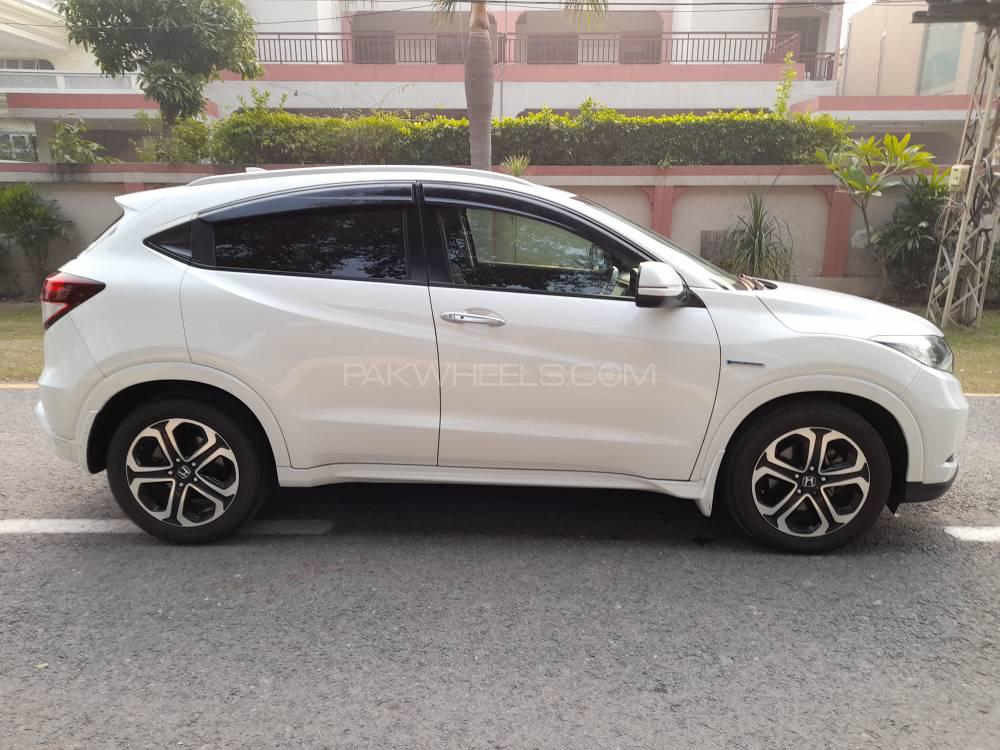 ہونڈا ویزِل 2015 for Sale in لاہور ہونڈا ویزِل 2015 for Sale in لاہور Image-4