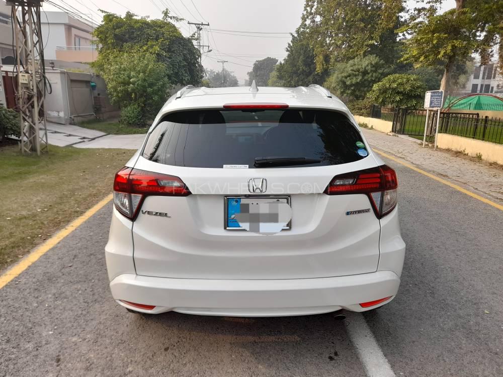 ہونڈا ویزِل 2015 for Sale in لاہور ہونڈا ویزِل 2015 for Sale in لاہور Image-2