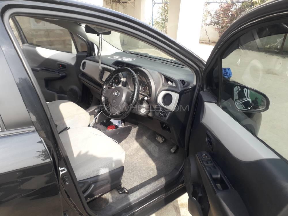 Toyota Vitz 2011 for Sale in Mardan Toyota Vitz 2011 for Sale in Mardan Image-4