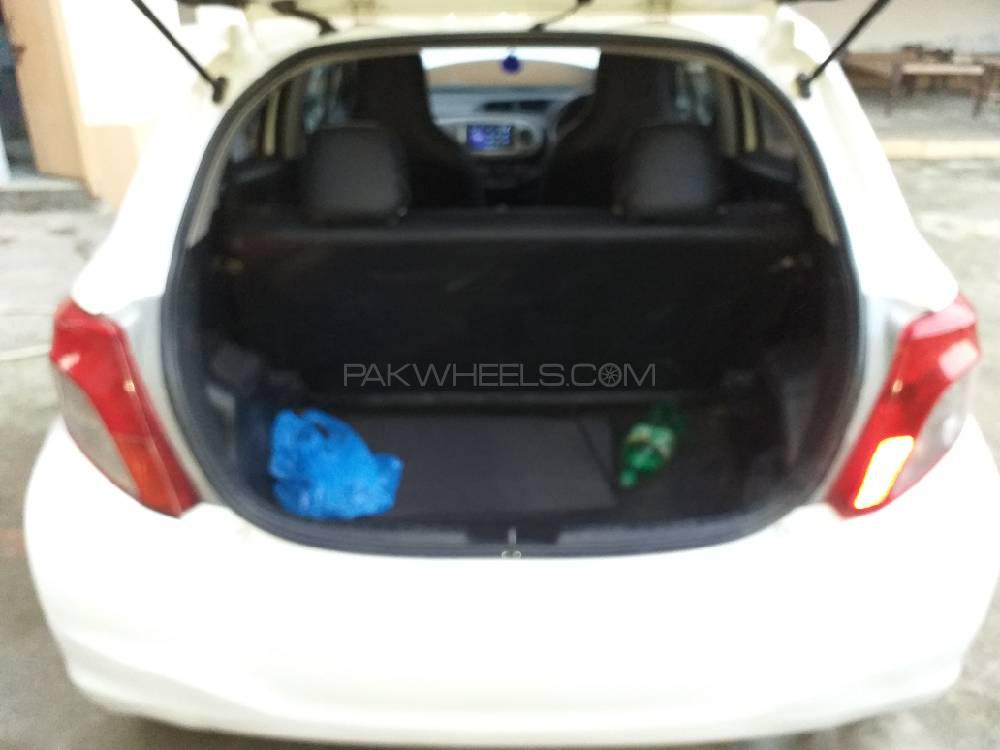 Toyota Vitz 2011 for Sale in Mardan Toyota Vitz 2011 for Sale in Mardan Image-12