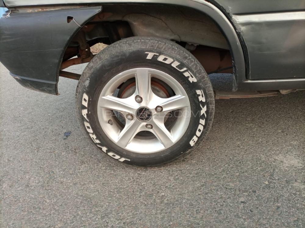 Suzuki Mehran 2013 for Sale in Lahore Suzuki Mehran 2013 for Sale in Lahore Image-10