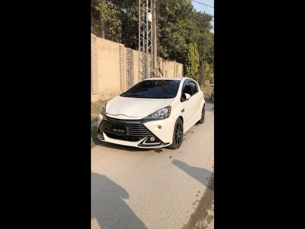 Toyota Aqua 2014 for Sale in Peshawar Toyota Aqua 2014 for Sale in Peshawar Image-2