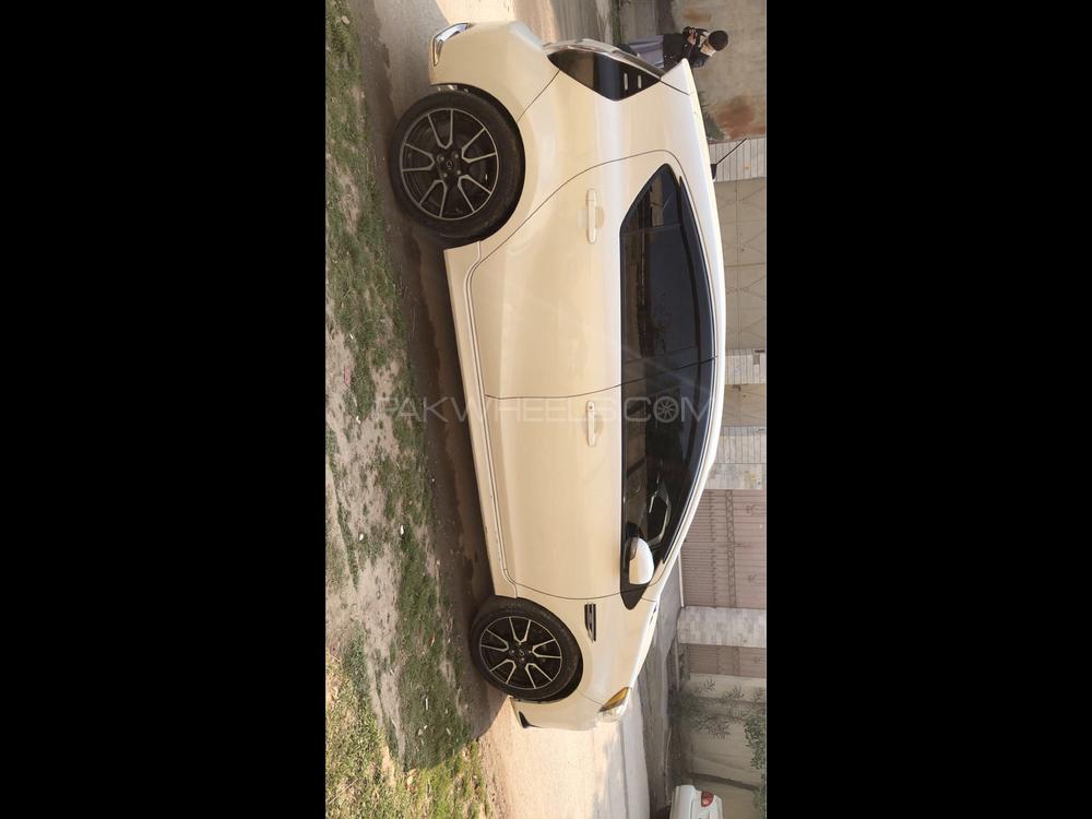 Toyota Aqua 2014 for Sale in Peshawar Toyota Aqua 2014 for Sale in Peshawar Image-3