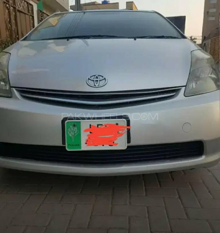 ٹویوٹا پریوس 2006 for Sale in سیالکوٹ ٹویوٹا پریوس 2006 for Sale in سیالکوٹ Image-5