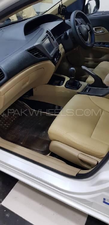 Honda Civic 2013 for Sale in Multan Honda Civic 2013 for Sale in Multan Image-19