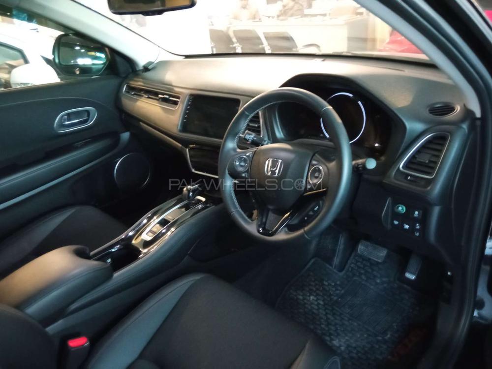 Honda Vezel 2019 for Sale in Rawalpindi Honda Vezel 2019 for Sale in Rawalpindi Image-5