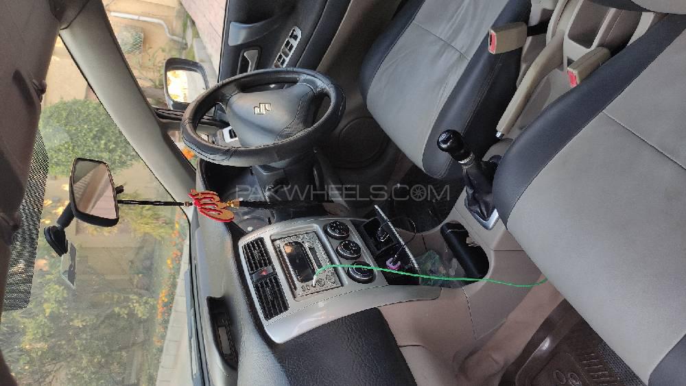 سوزوکی لیانا 2006 for Sale in راولپنڈی سوزوکی لیانا 2006 for Sale in راولپنڈی Image-4