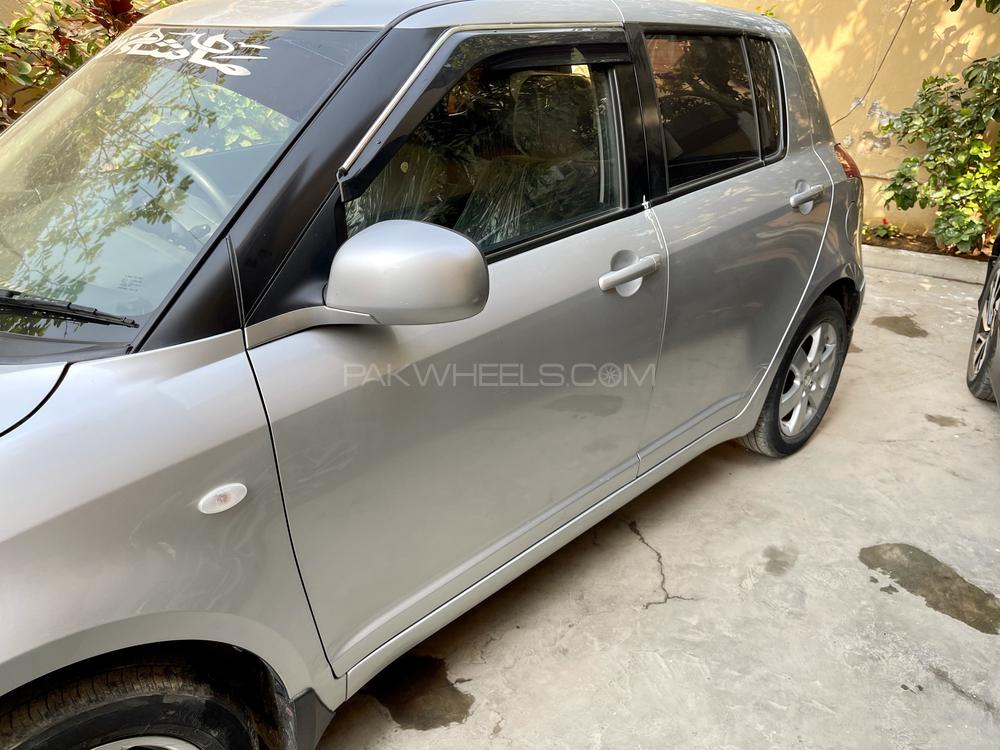 سوزوکی سوئفٹ 2018 for Sale in کراچی سوزوکی سوئفٹ 2018 for Sale in کراچی Image-2