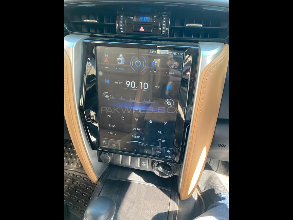 Toyota Fortuner 2018 for Sale in Karachi Toyota Fortuner 2018 for Sale in Karachi Image-7