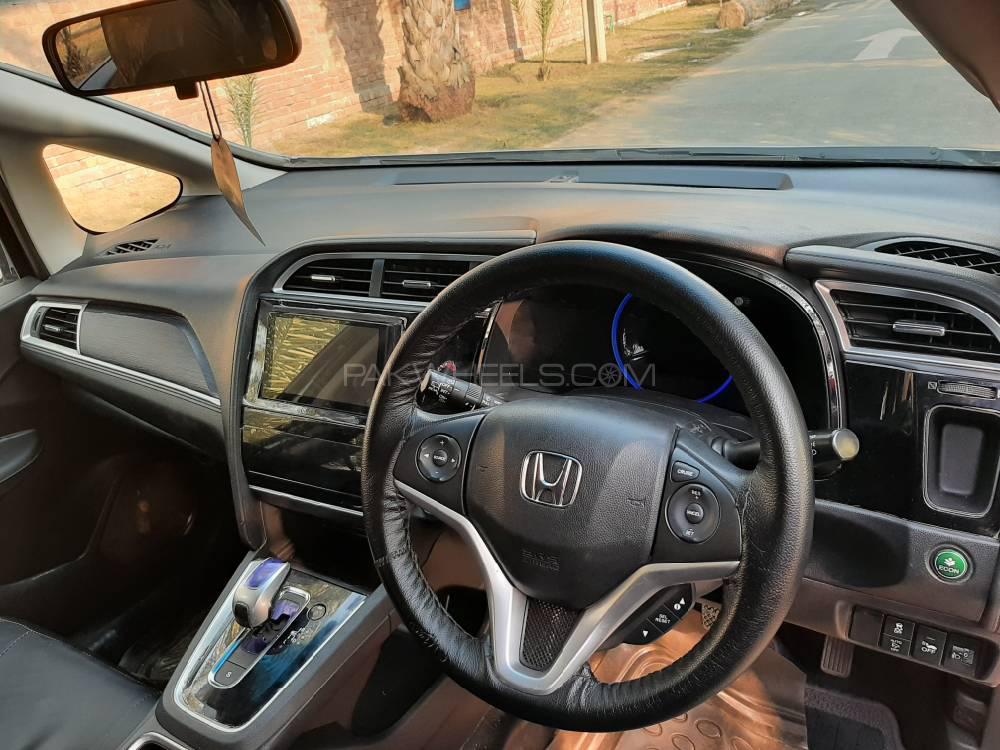 Honda Fit 2019 for Sale in Lahore Honda Fit 2019 for Sale in Lahore Image-7