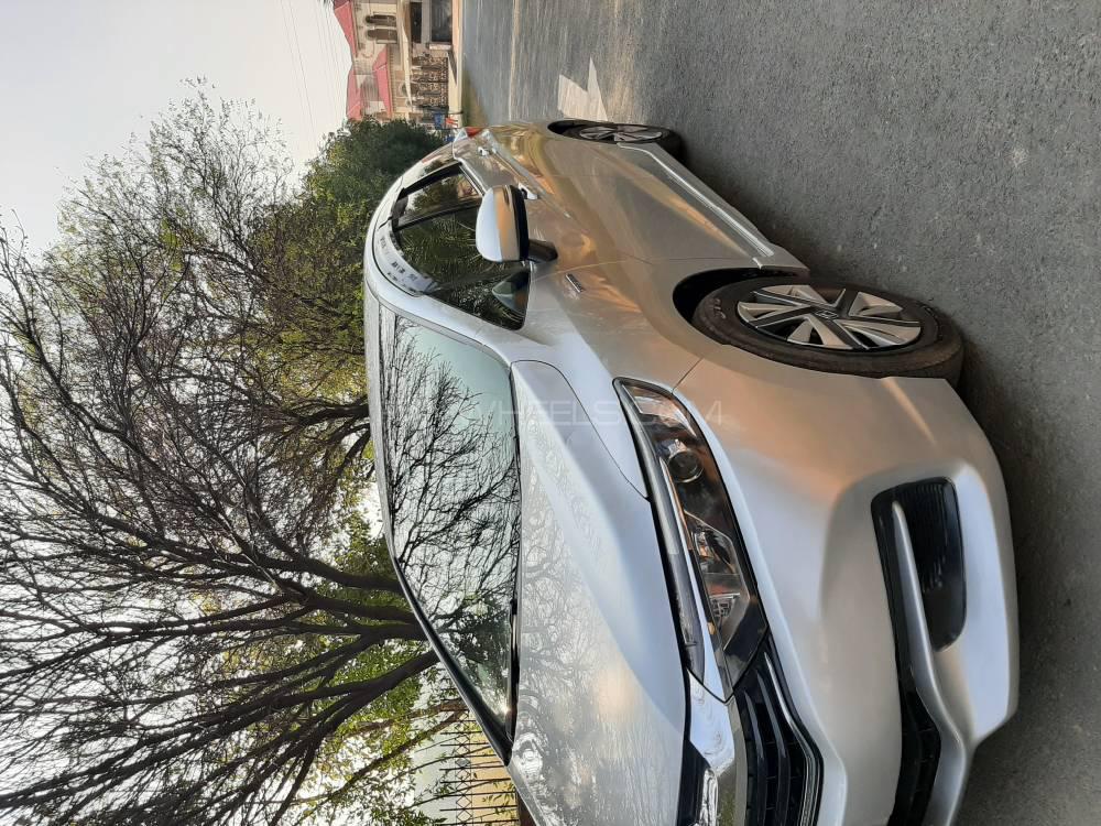 Honda Fit 2019 for Sale in Lahore Image-1