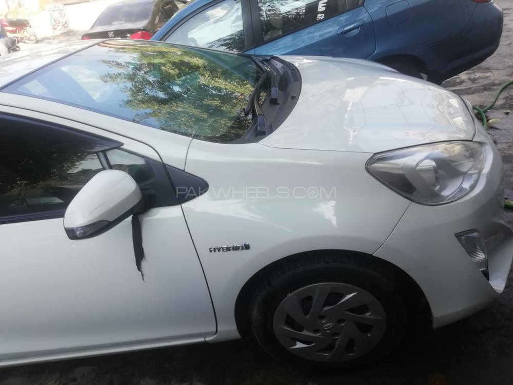 Toyota Aqua 2016 for Sale in Peshawar Image-1
