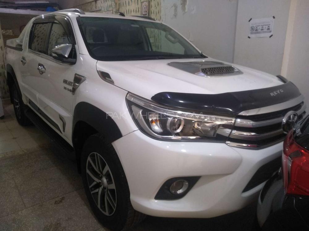 Toyota Hilux 2016 for Sale in Karachi Image-1
