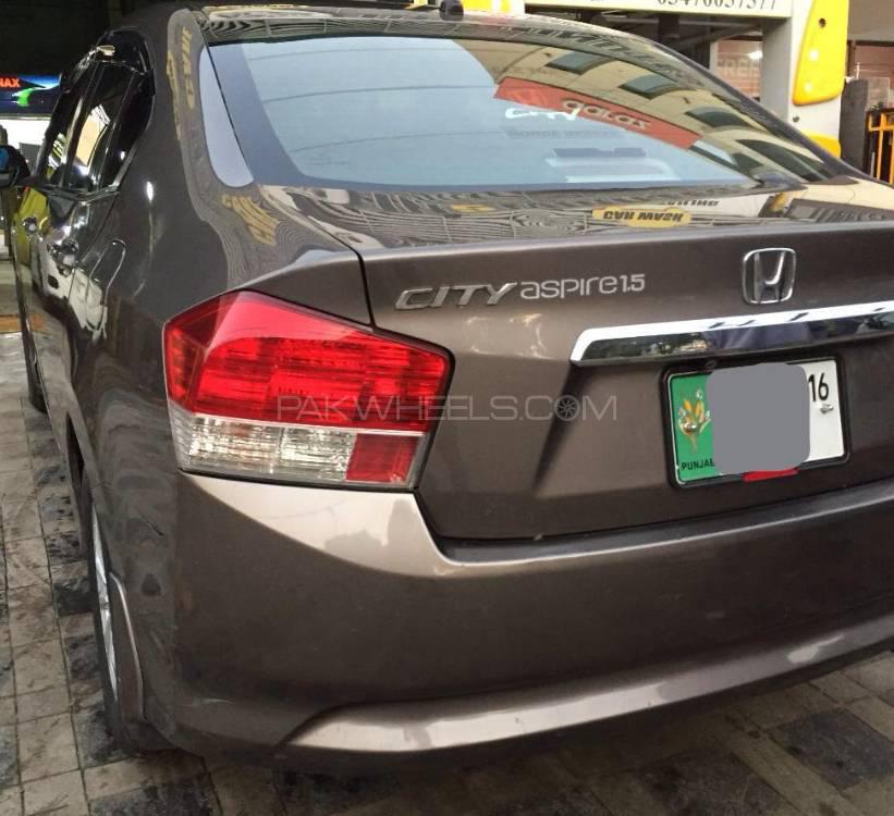 Honda City 2014 for Sale in Lahore Image-1
