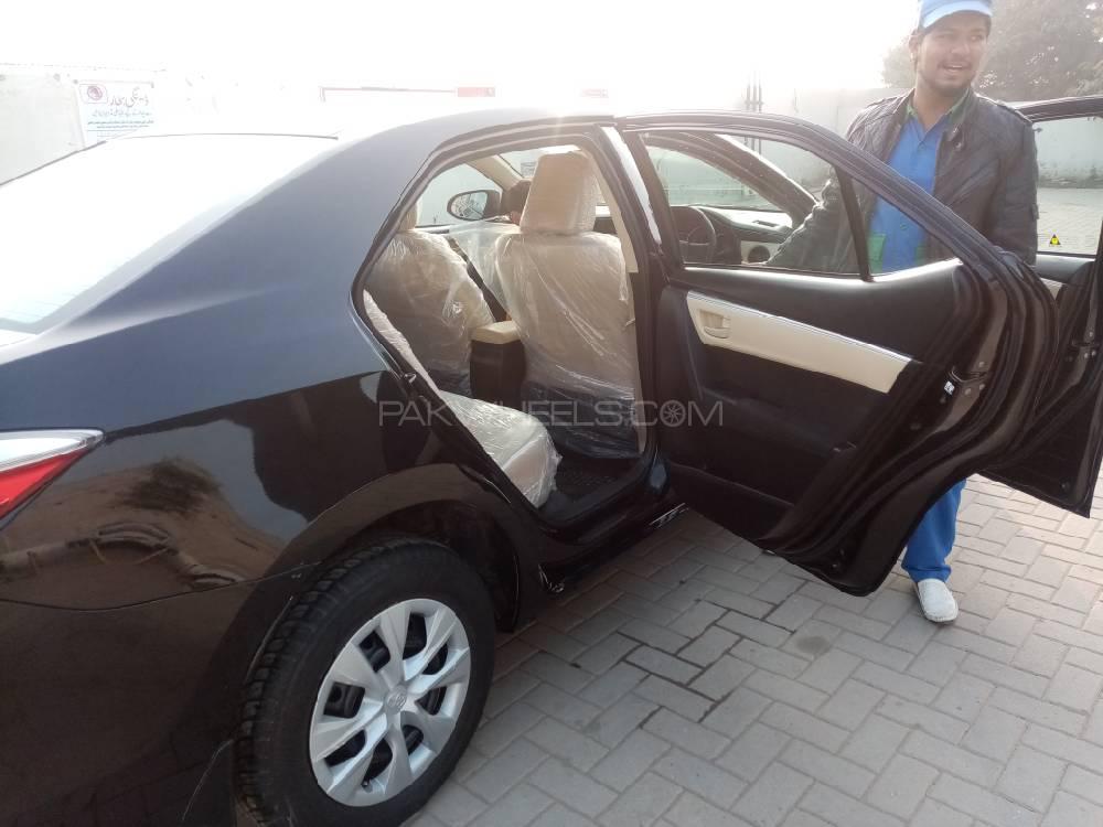 ٹویوٹا کرولا 2019 for Sale in سیالکوٹ ٹویوٹا کرولا 2019 for Sale in سیالکوٹ Image-9