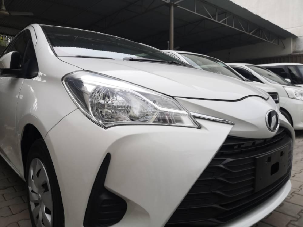 Toyota Vitz 2017 for Sale in Sialkot Image-1