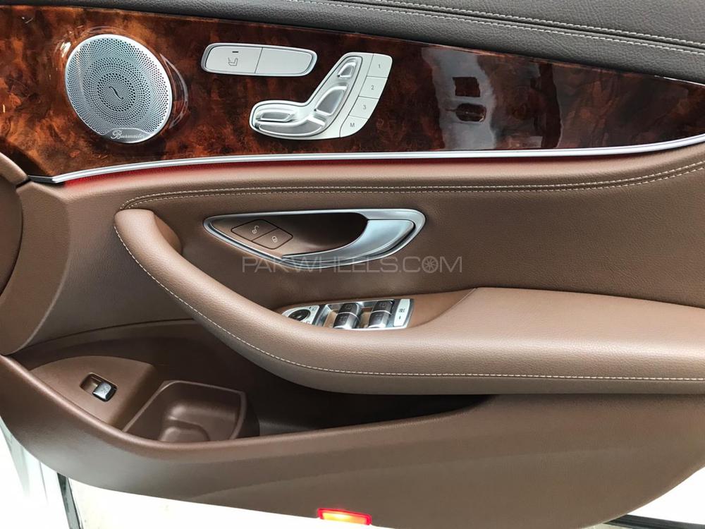 Mercedes Benz E Class 2019 for Sale in Karachi Mercedes Benz E Class 2019 for Sale in Karachi Image-3
